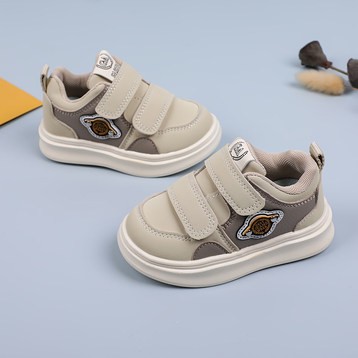 Retro casual sneakers for kids with hook-and-loop closure, breathable PU upper, and rubber sole for comfortable walking.