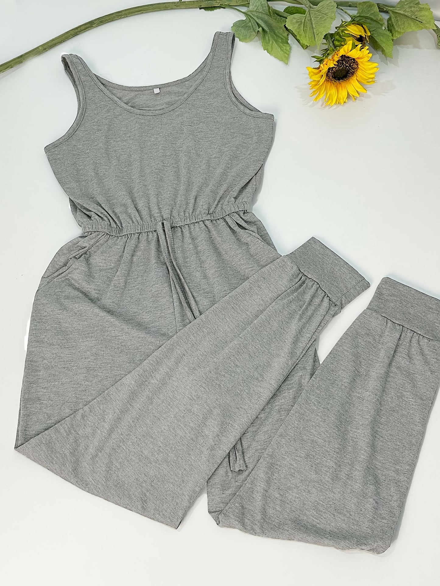 Oumei Foreign Trade Vest and Jumpsuit, Gray with Tied Foot. Versatile for Home or Outdoors.