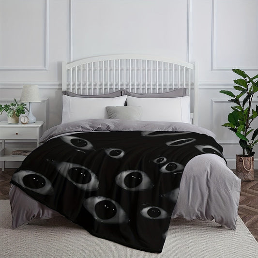 Soft and Warm Cozy Horror Eye Pattern Flannel Throw Blanket - Versatile for Couch, Bed, Office, and Camping - Ideal Halloween Present