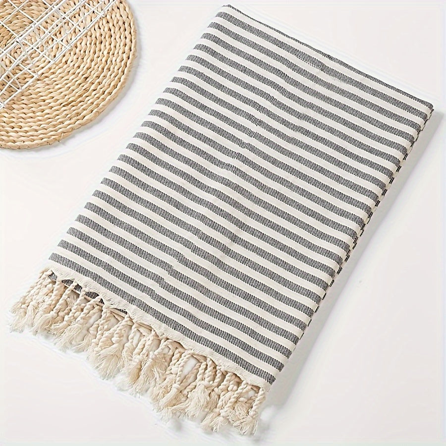 Large Turkish beach towel with stripes, lightweight, quick-dry, suitable for pool, swimming, travel, camping. Boho style with high color fastness.