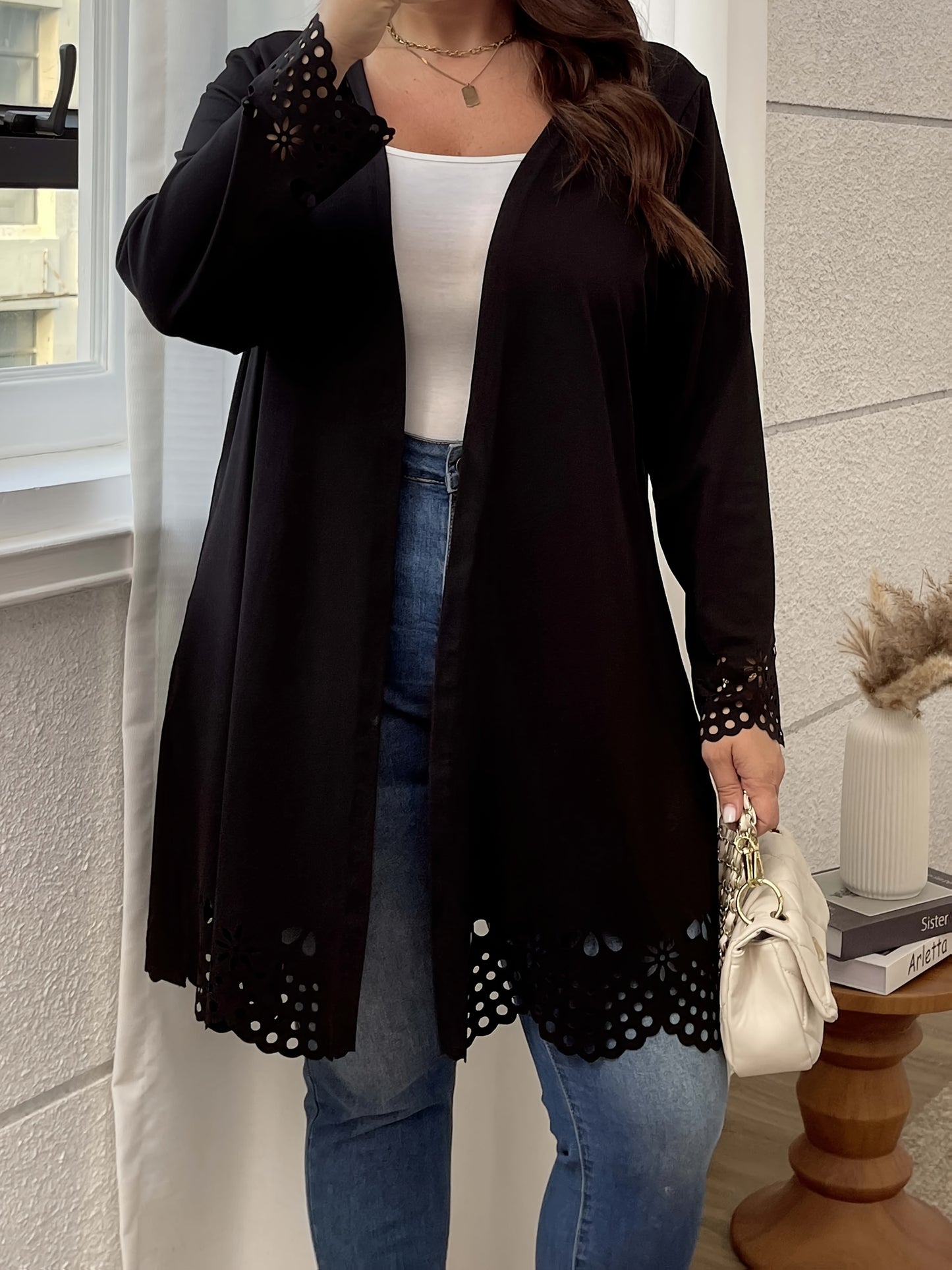 Plus Size Casual Cardigan made of polyester knit fabric with high stretch, open front, long sleeve, random print design, suitable for fall/winter season.