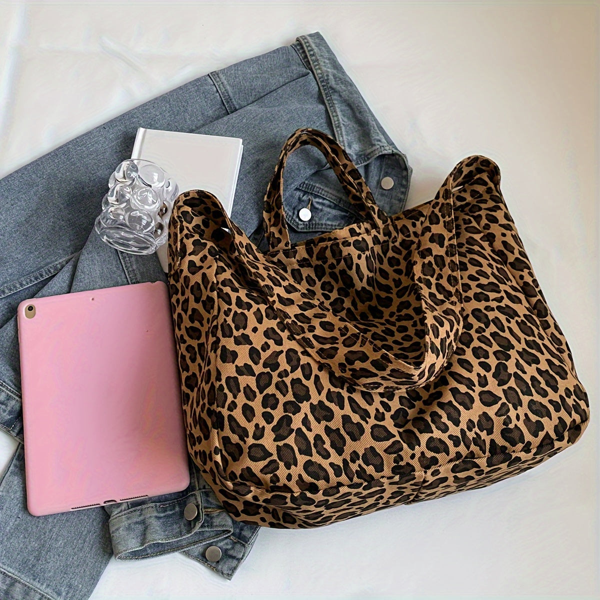 Leopard Print Tote Bag for Women – Stylish, Large Capacity, Versatile, Zipper Closure