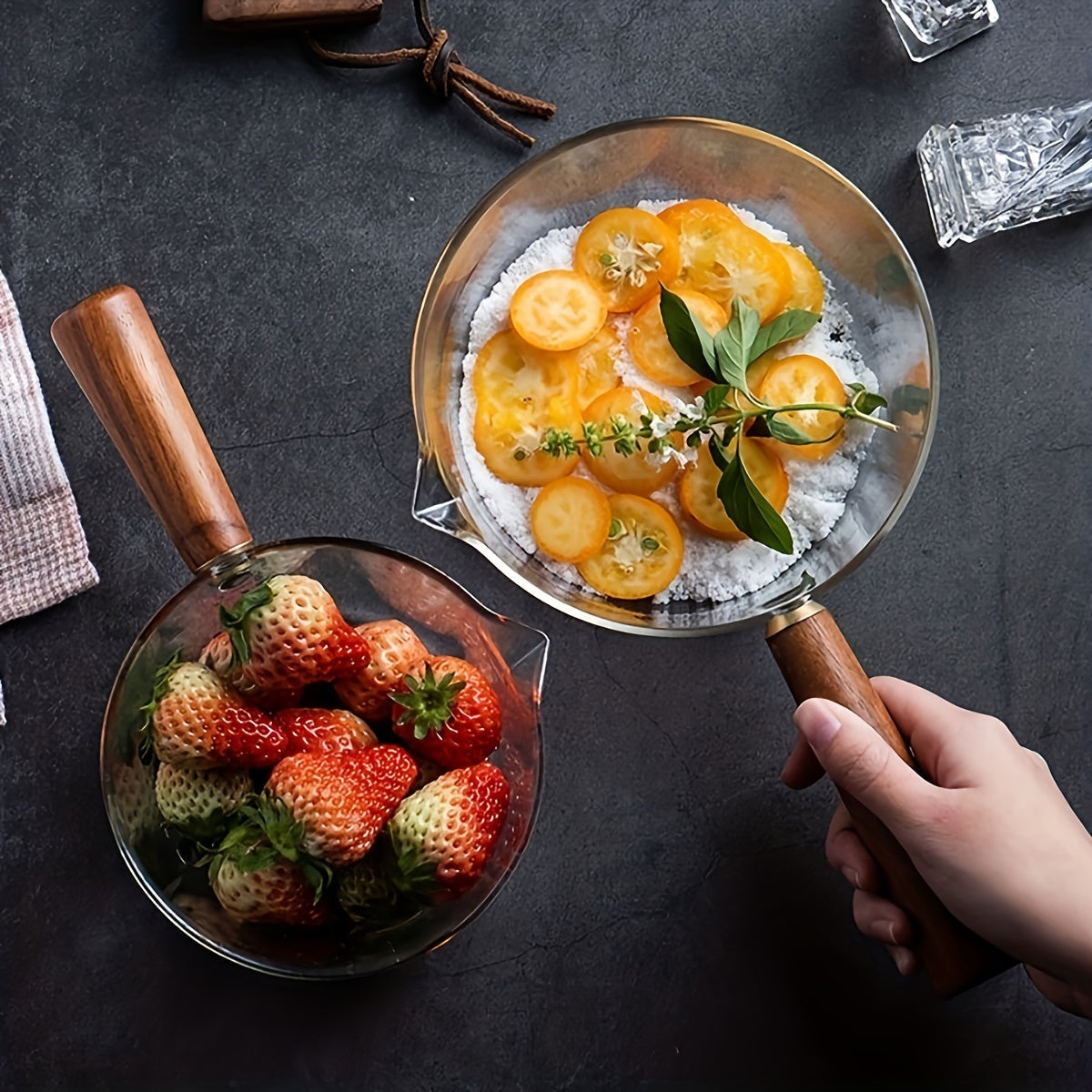 Single handle clear glass pot made from high borosilicate glass. Can be used on stove top for cooking. Non-stick surface for easy cleaning. Ideal for heating milk, butter, instant noodles, and other cooking needs. Essential addition to kitchen supplies