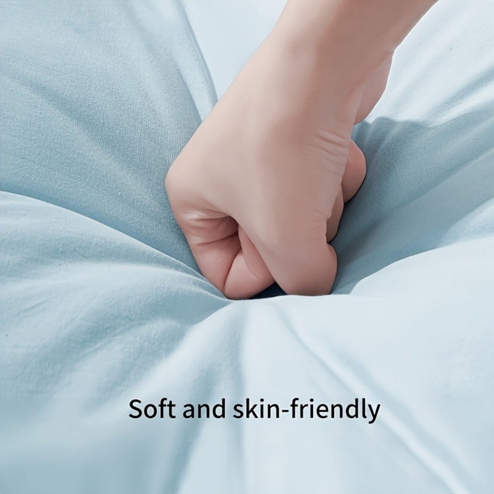 Two Soft Disposable Travel Pillowcases made from Anti-Fouling Non-Woven Material, Perfect for Hotels, Business Trips, and Outdoor Camping - Easy to Hand-Wash, Available in Solid Colors