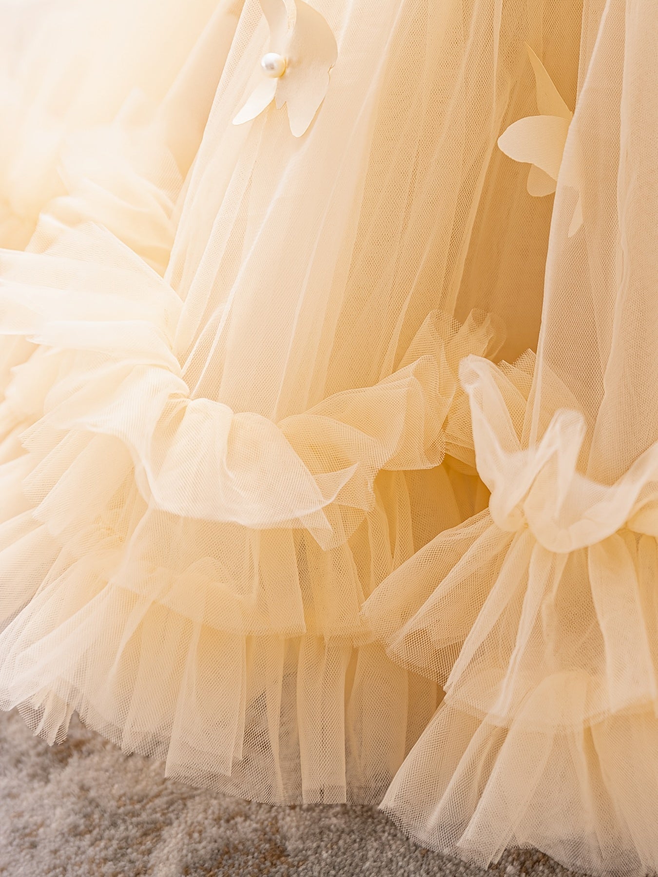 Adorable tulle A-line dress for girls, perfect for parties, weddings, birthdays, pageants, and outdoor events