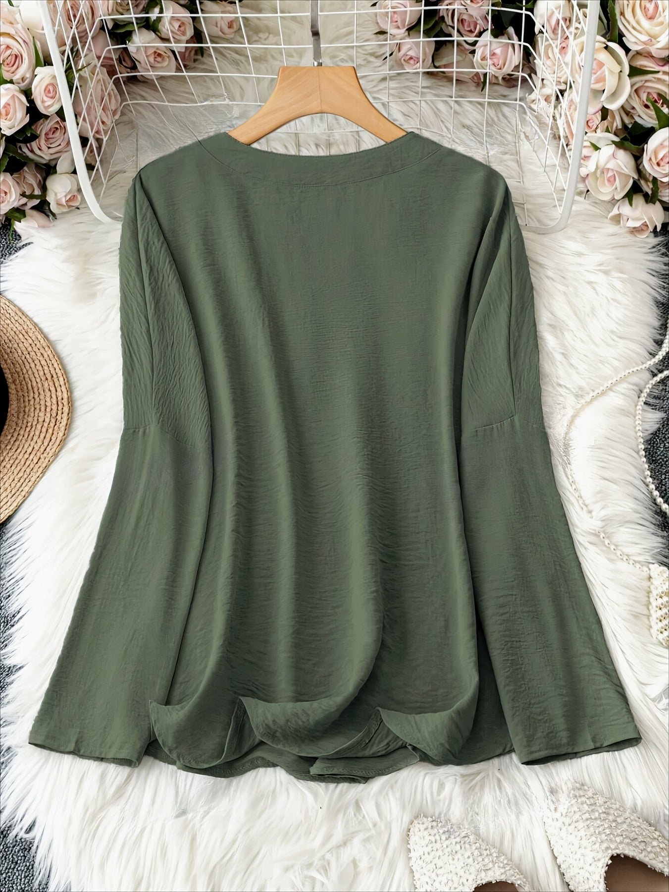 100% Polyester Loose Long Sleeve Blouse with V-Neck and Drop Shoulder - Middle-eastern Style Shirt for Women, Ideal for Spring/Fall Casual Wear.