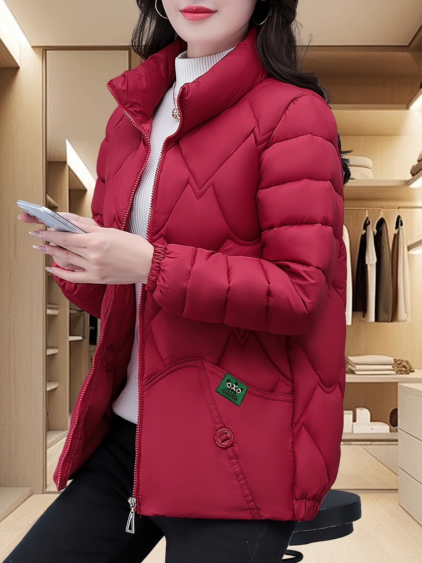 Embroidered quilted jacket for middle-aged moms with pleated hem and thick insulation for warmth.