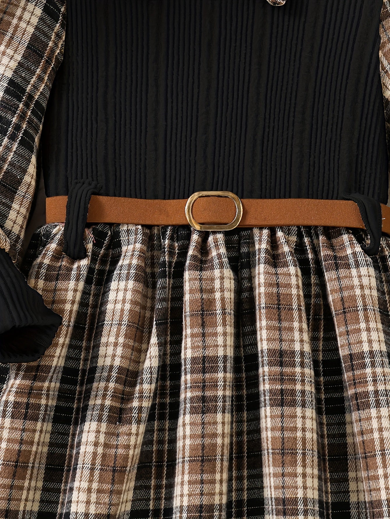 Long sleeve, collared knit fabric dress for spring and autumn fashion. Elegant girls' plaid patchwork dress with belt.