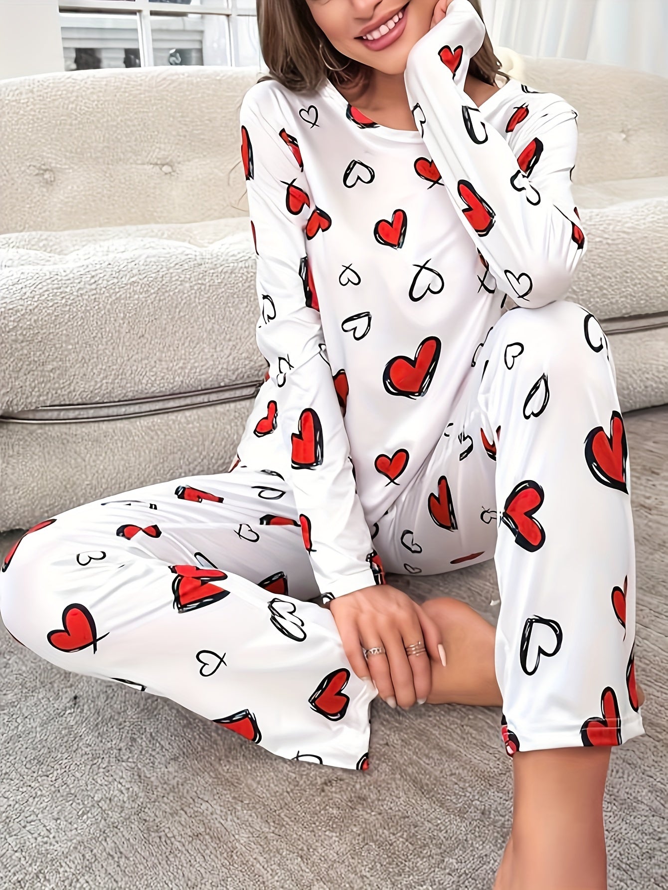 Women's Heart Print Pajama Set, Polyester/Elastane blend, Long Sleeve Crew Neck Pullovers, Comfortable Casual Style, Spring/Fall Sleepwear.