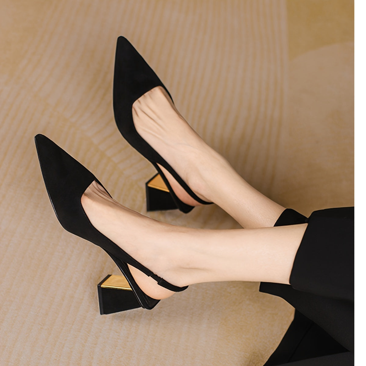 Women's stylish pointed toe block heel pumps with fabric upper and rubber sole