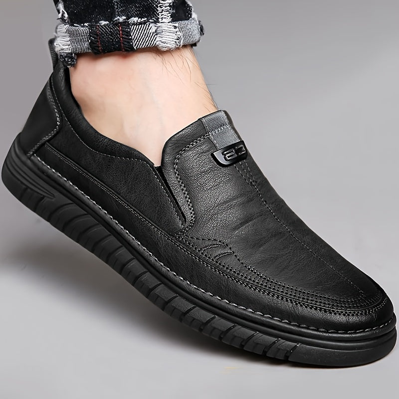 Men's slip-on loafers: rubber grip, casual style, solid color, spring/autumn, PU linings, rubber soles, PU insoles, round toes.