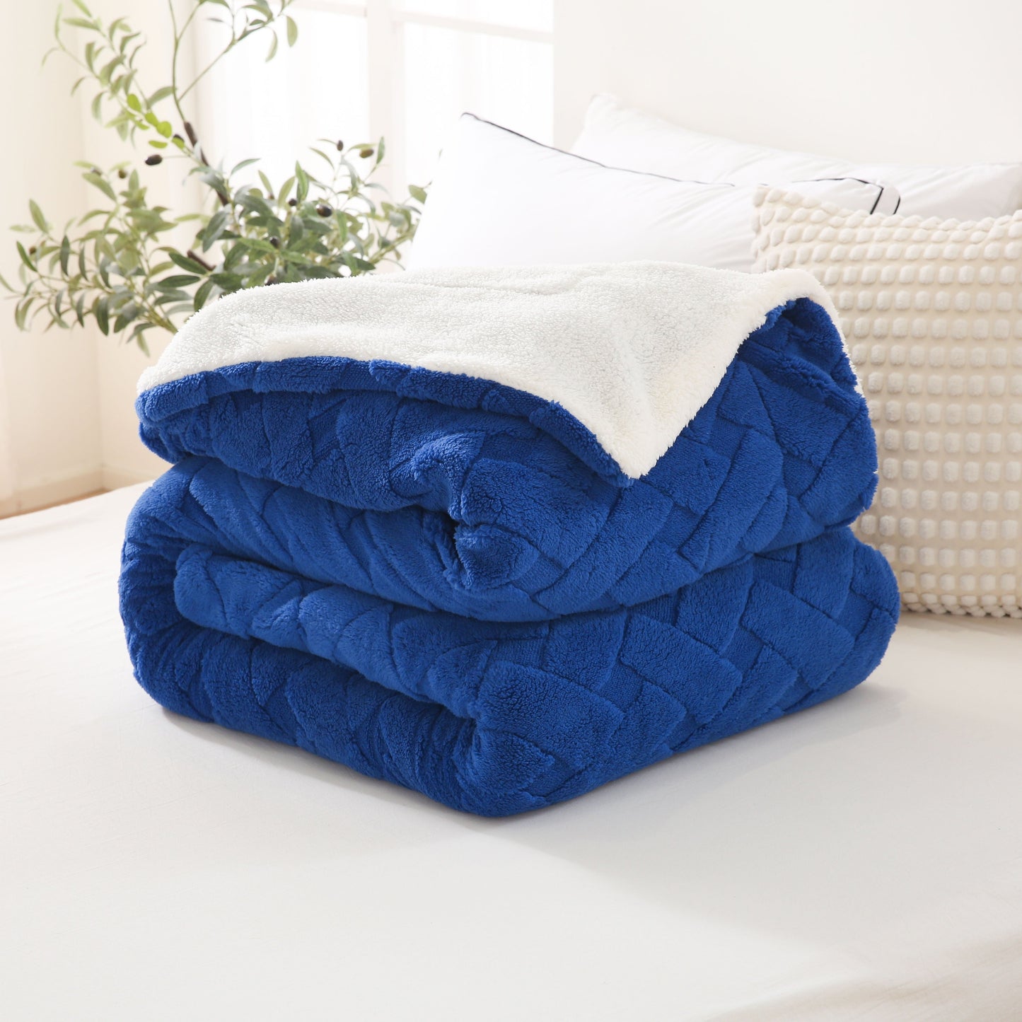 Stay cozy all year round with our 1pc Cozy Contemporary Diamond Pattern Fleece Throw Blanket. Made from a soft polyester blend with sheep fleece composite, this blanket offers all-season warmth and is perfect for use in the bedroom, on the sofa, in the