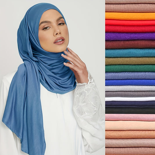 High quality solid color polyester scarf for women, versatile for all seasons and occasions, suitable for Ramadan.