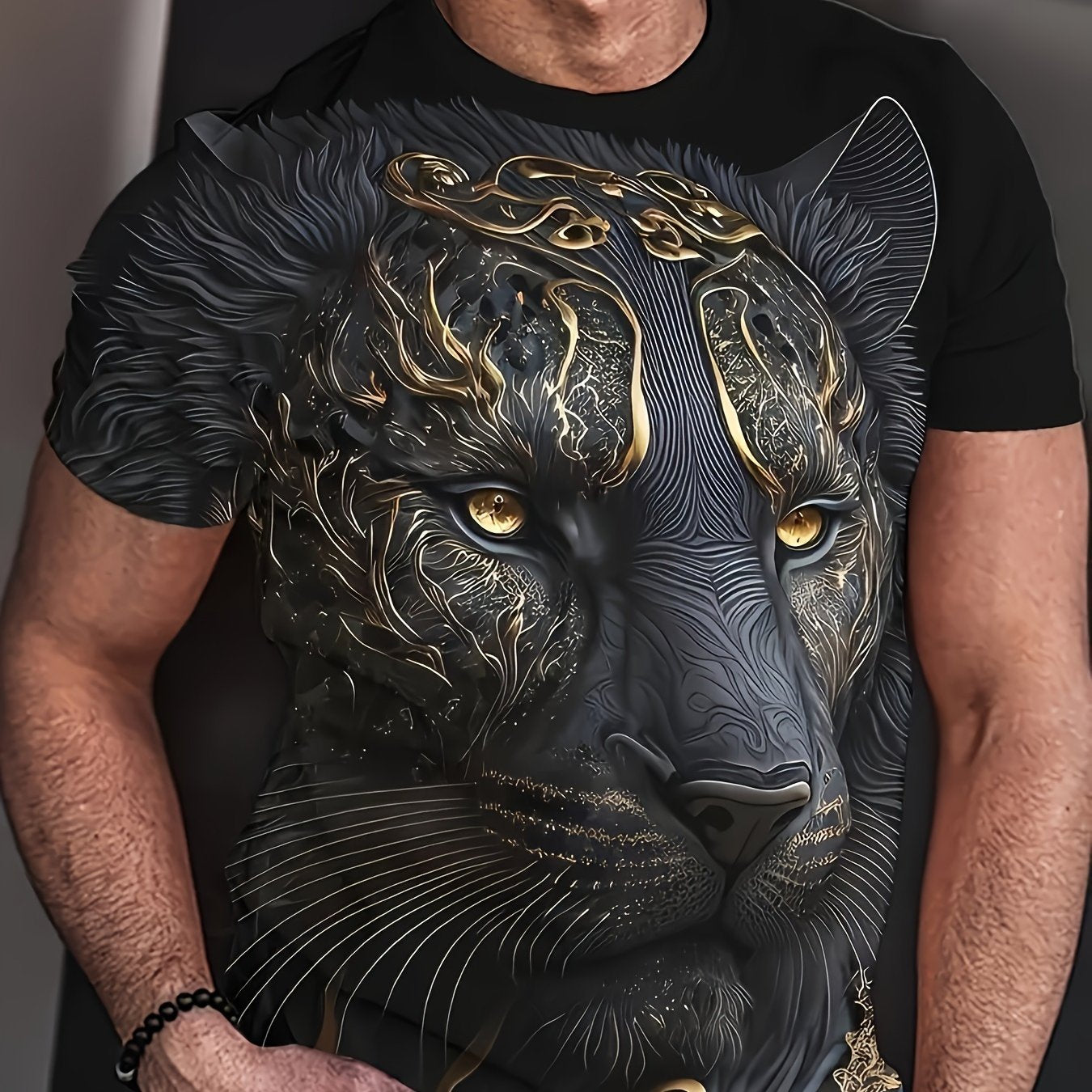 Men's Lion Illustration Print T-shirt with 3D animation, crew neck, short sleeves, ideal for street and sports wear in summer fashion.