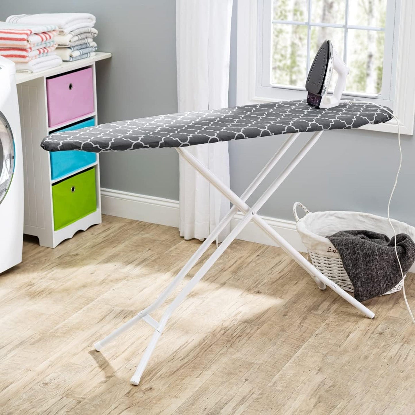 Get a stylish and durable ironing experience with our 1pc Thickened Ironing Cover. Available in various patterns, measuring 48.01x147.07 cm, this cover is easy to install with its elastic edge and drawstring strap for a perfect fit. Dust-proof and made