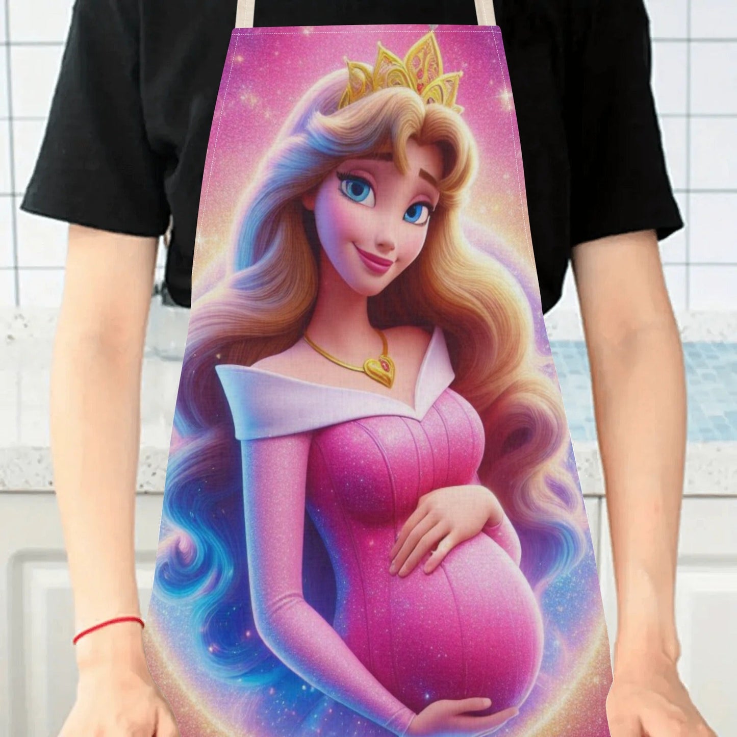 Waterproof apron featuring Elsa from Disney, with a vibrant cartoon princess print. Made of durable polyester, perfect for use at home, in restaurants, cafes, and supermarkets. Ideal for restaurant usage with its waterproof polyester material.