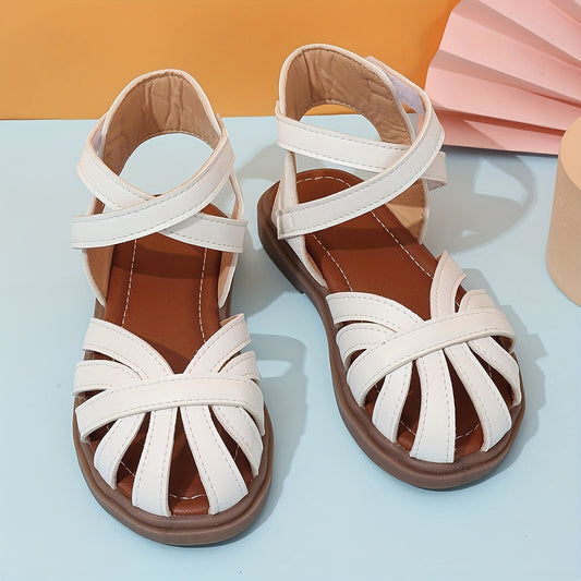 Stylish solid color sandals for girls, ideal for spring and summer.