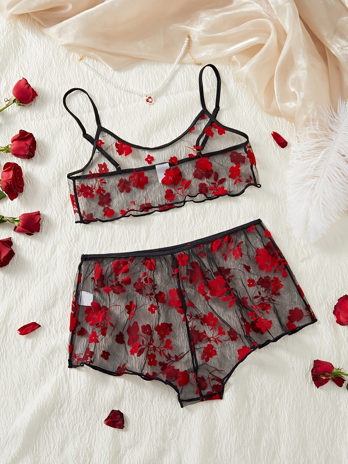 Ladies' lingerie set