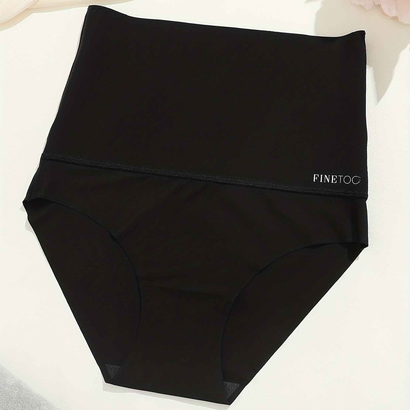 Stretchy high-waisted bikini panties for women, seamless and comfortable lingerie.