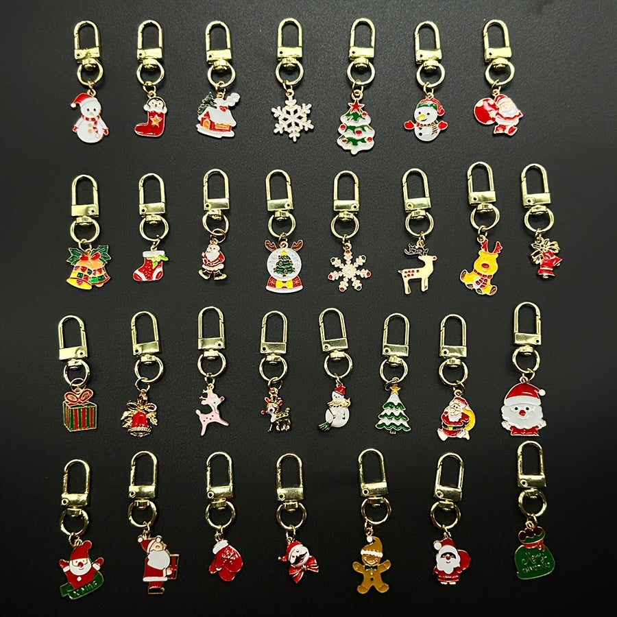 30 Christmas-themed keychains made of cute alloy, perfect for attaching to bags, backpacks, or keys. Great Xmas gift.