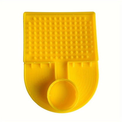 Bee water feeders for 30mm mineral water bottles with wider feeding area prevent drowning.