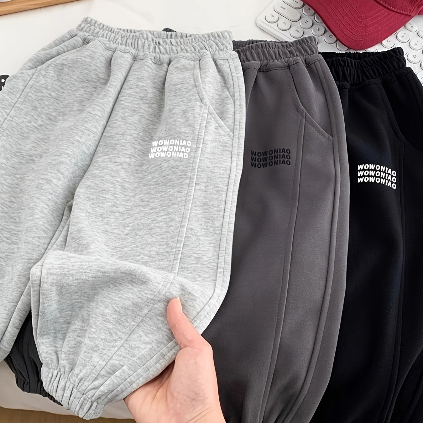 Boys' cozy joggers with letter print - ideal for outdoor activities in spring and fall.