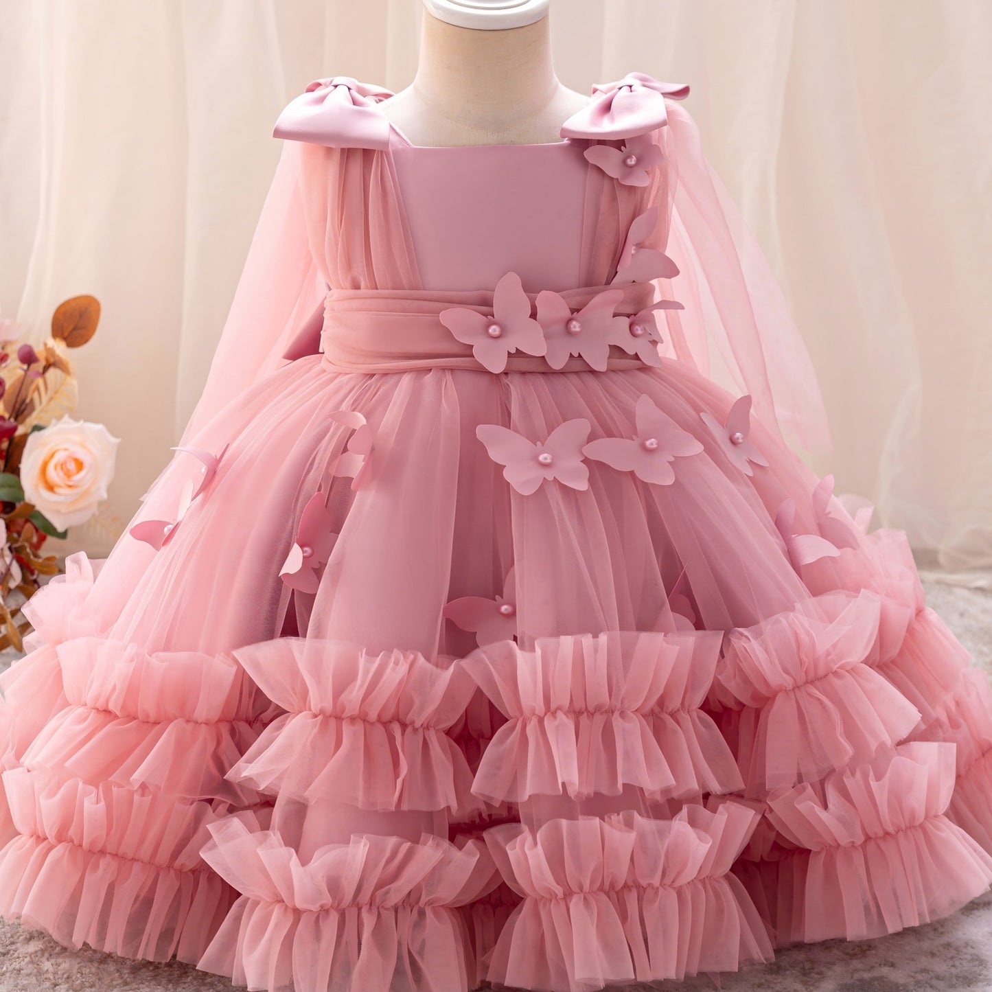 Adorable tulle A-line dress for girls, perfect for parties, weddings, birthdays, pageants, and outdoor events