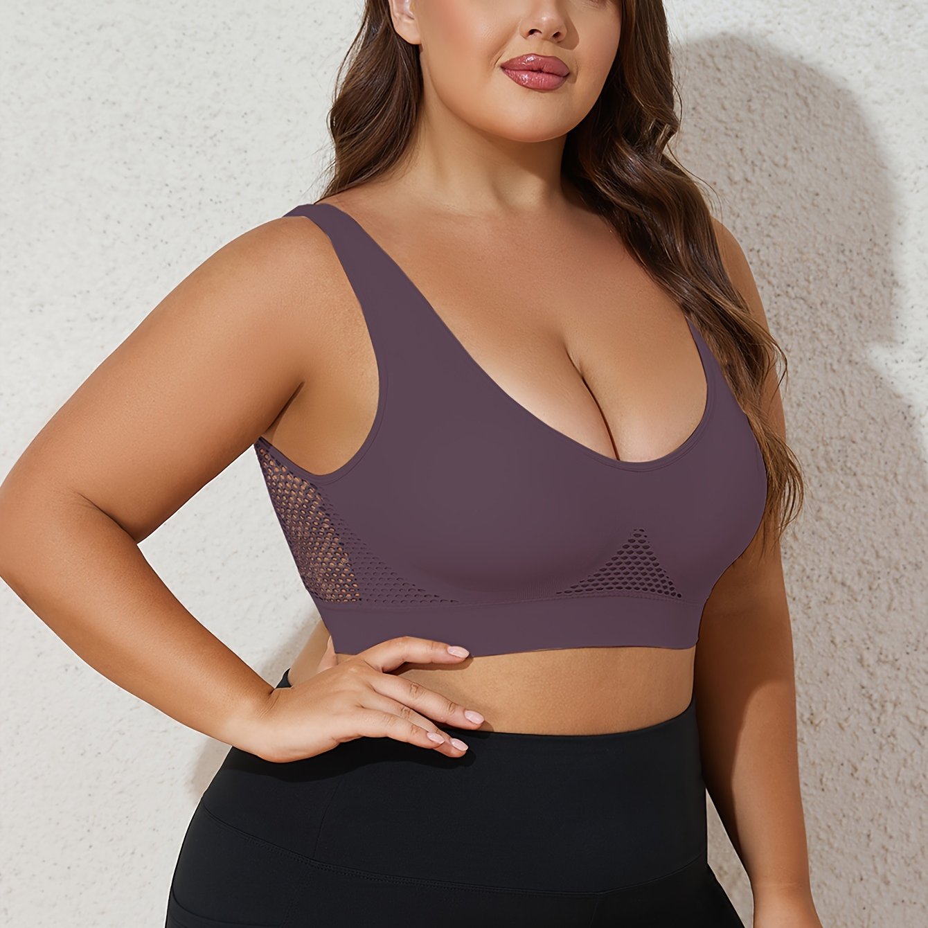 Simple Plus Size Bra with Solid Hollow Out Design and Wide Shockproof Straps