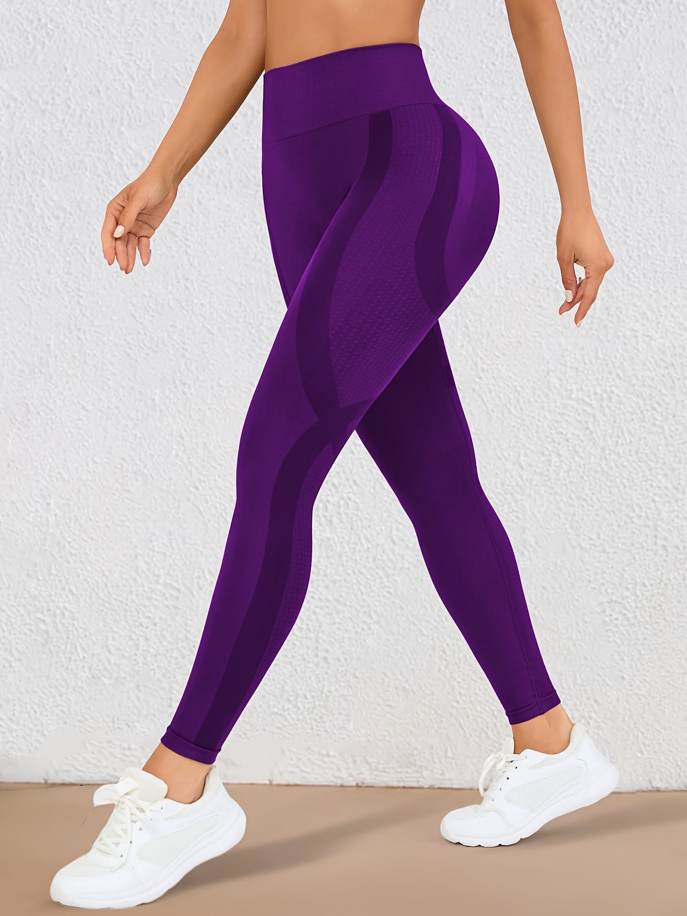 High Waist Butt Lifting Yoga Pants for Women with Moisture-Wicking, Hip Lift Design. Made of 90% Polyamide & 10% Elastane, Machine Washable. All-Season Activewear for Running, Gym & Yoga.