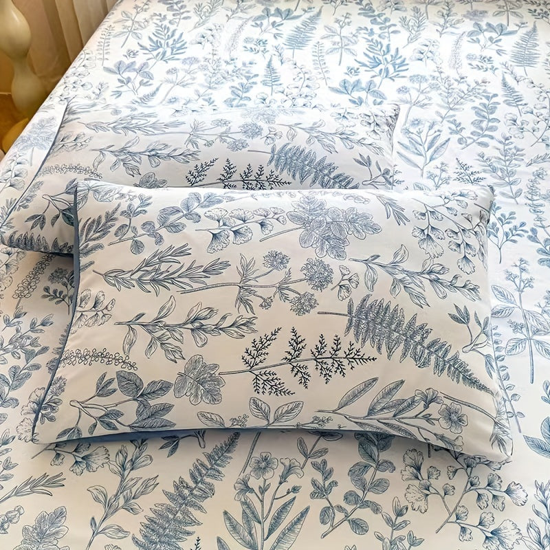 Set of 2 hypoallergenic floral pillowcases, made from machine washable polyester. These envelope closure pillow covers feature deep pockets and a beautiful all-season garden flower print, perfect for adding a touch of elegance to your bedroom, guest