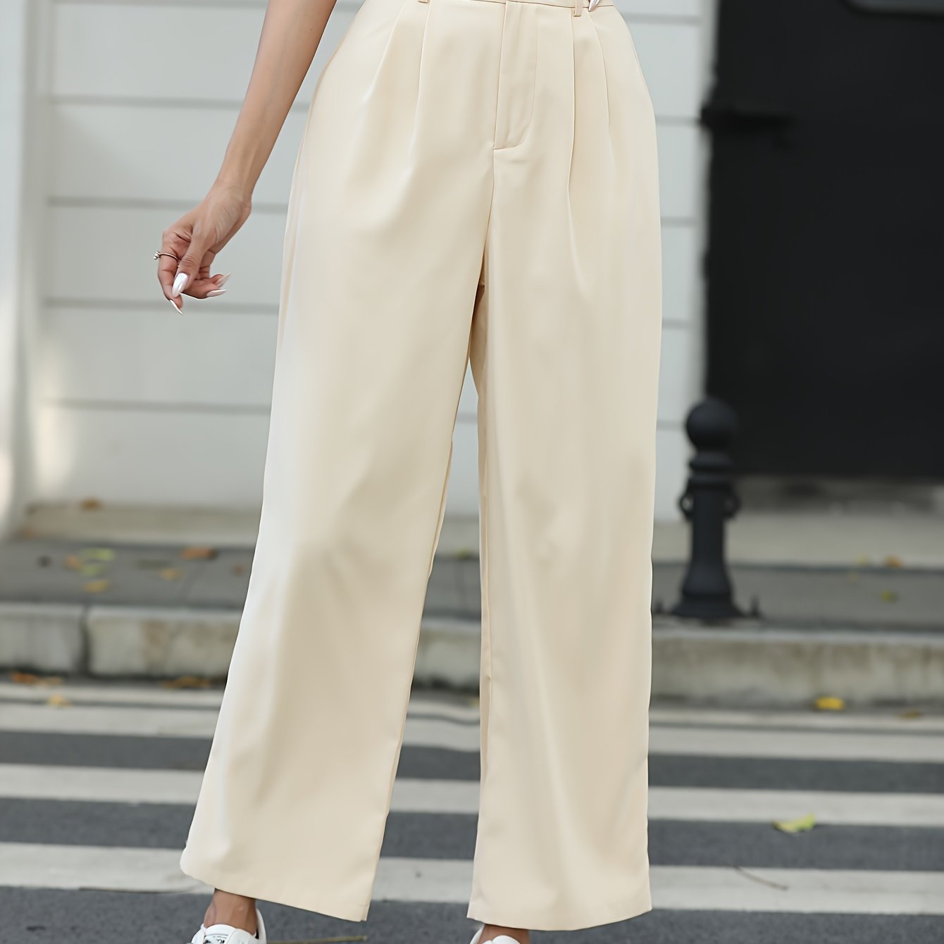 Pleated high-waist pants for women