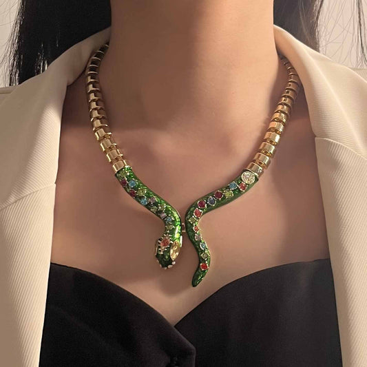 Vintage Boho Style Bold & Chic Green Snake Pendant Necklace embellished with Colorful Zirconia, featuring an Alloy Chain perfect for Casual Attire or Gifting.