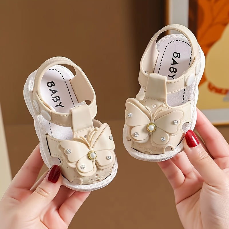 PEYOUR Girls' Breathable Sandals featuring Butterfly Motif & Pearl Decorations, Ideal for Spring/Summer Activities.