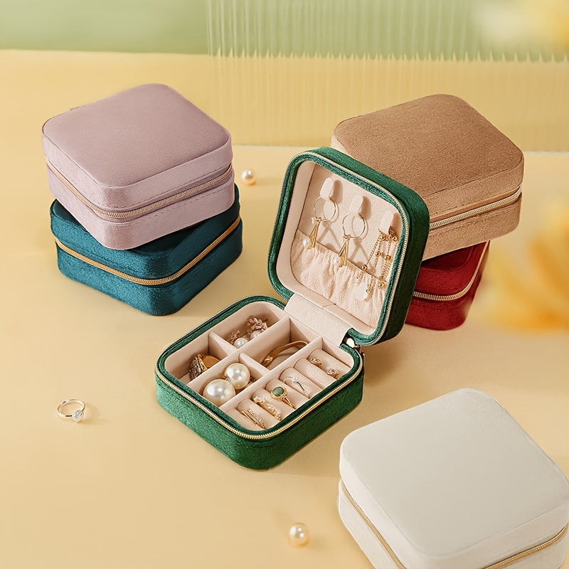 Venus Velvet Jewelry Box: Portable organizer for travel with compartments for earrings, necklaces, and rings. No power needed. Perfect for jewelry making and display.