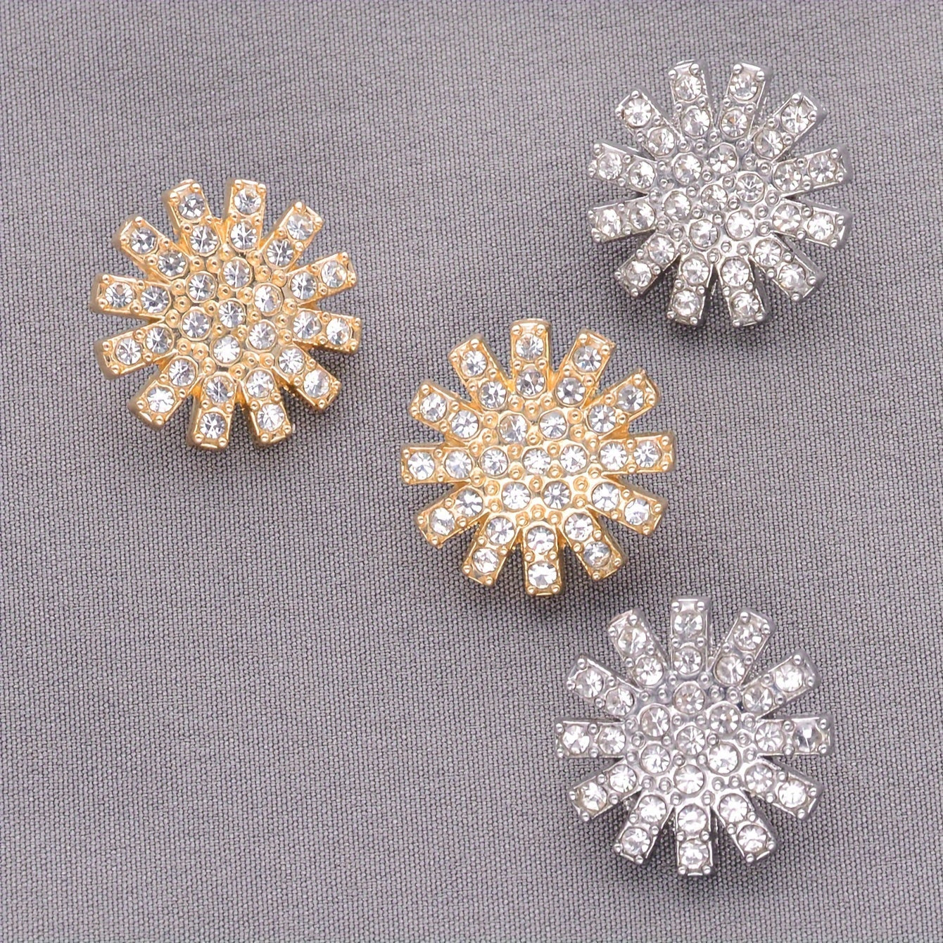 Collection of 9 Elegant Alloy Rhinestone Buttons – Minimalist yet Luxurious Sewing Accessory for Shirts, Sweaters, Blazers, Coats, and Outerwear – Creative DIY Embellishments for Crafting