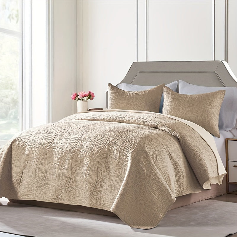 3-Piece ultrasonic bedspread set with modern style decor, made of soft, breathable polyester. Includes 1 quilt and 2 pillowcases, machine washable.