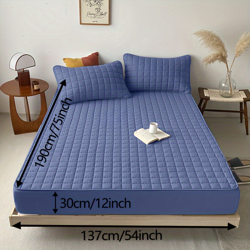 This double-layer waterproof bedsheet features a water washing and brushing treatment for ultimate comfort during sleep. The sewn stitches ensure durability, making it a perfect mattress protector for bedrooms and guest rooms. Plus, it can easily be