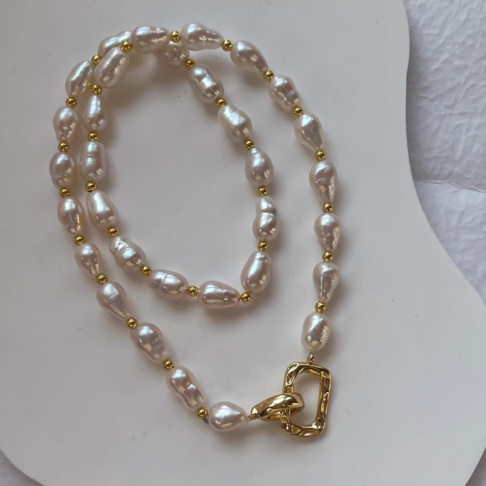 Exquisite Freshwater Pearl Necklace - Opulent Beaded Choker, Versatile for Daily & Travel Use, Perfect Present