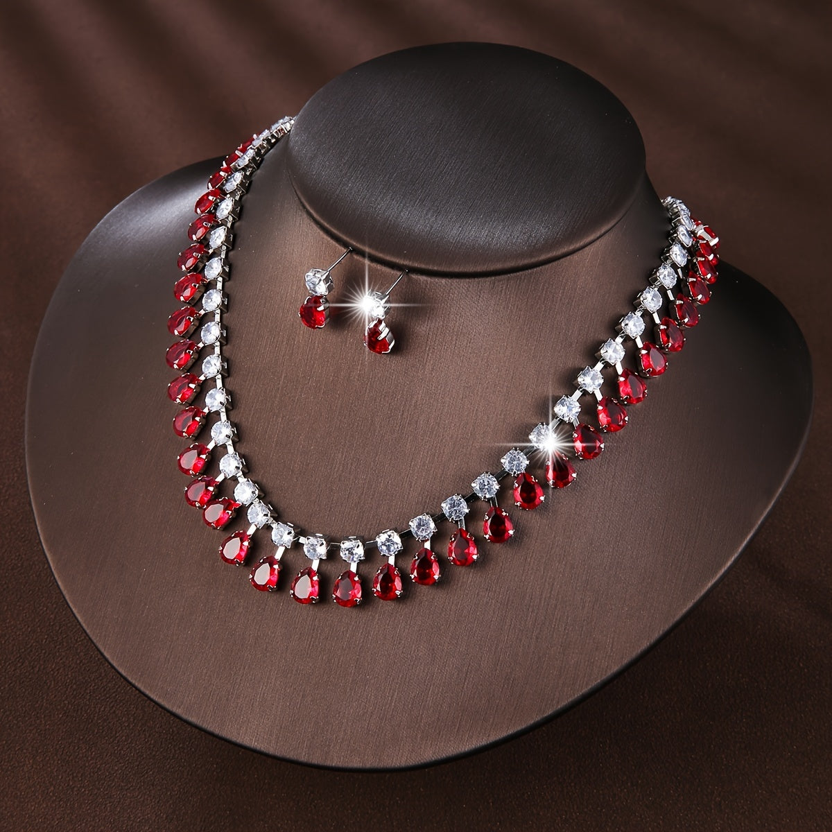 New European and American style set of three elegant jewelry pieces for ladies, including earrings and necklace adorned with luxurious zirconia. Perfect for bridal wedding events or formal banquets, this set is both fashionable and chic.