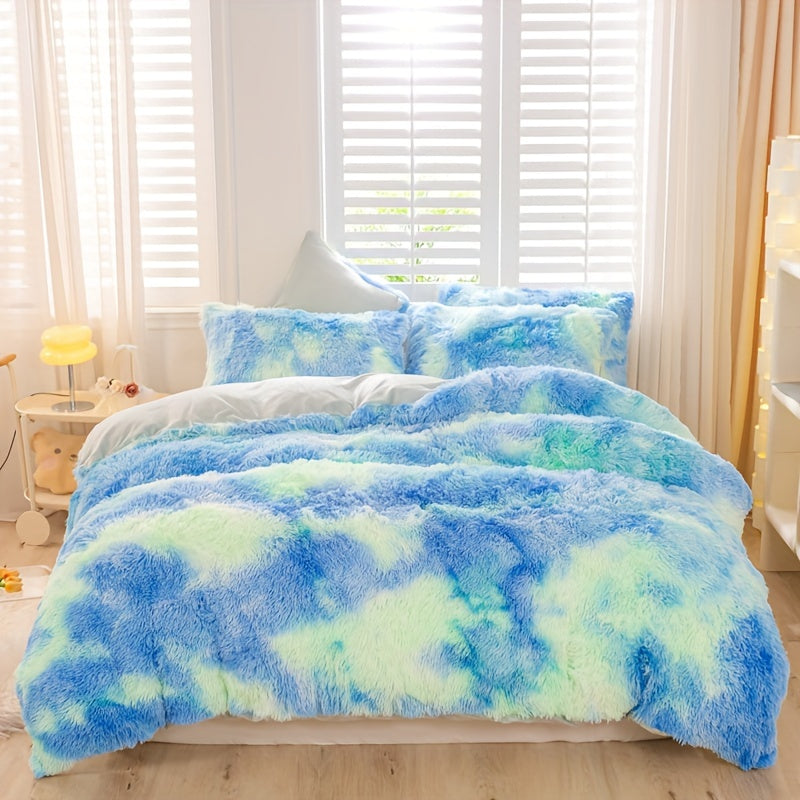 Y2K Tie Dye Plush Duvet Cover Set includes 3 pieces (1 Duvet Cover + 2 Pillowcases), providing soft and warm bedding.