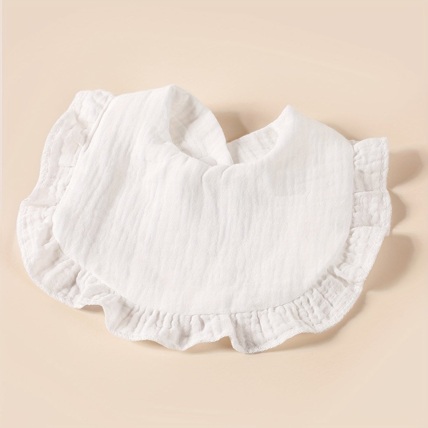 Eight pieces of 2-layer soft bibs with wrinkle-resistant and breathable fabric, ideal for feeding and keeping baby clean. These adorable cotton ruffle bibs are perfect for catching saliva and spills.