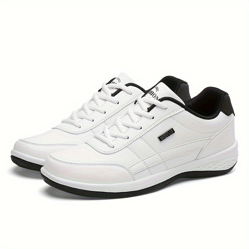 Casual men's walking shoes with ergonomic design, breathable materials, and non-slip sole for outdoor activities.