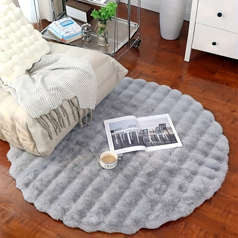 Elegant Plush Faux Rabbit Fur Circular Rug - Supremely Soft, Plush, and Warm, Easy-Care Polyester Blend, Anti-Skid Base, Ideal for Enhancing Living Room or Bedroom Décor - Contemporary Minimalist Design