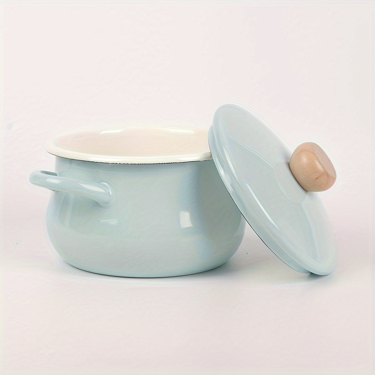 This multifunctional non-stick pot is made of high-quality enamel and is 1pc thick. It can be used as a soup pot, boiling pot, or stewing pot with various large capacity options available. Perfect for use in restaurant kitchens or outdoor cooking, this