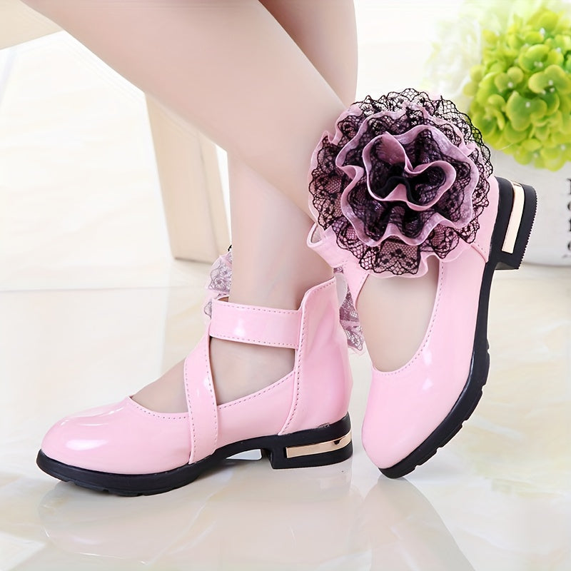 Stylish flower decor flat shoes for girls, perfect for parties and spring/summer.