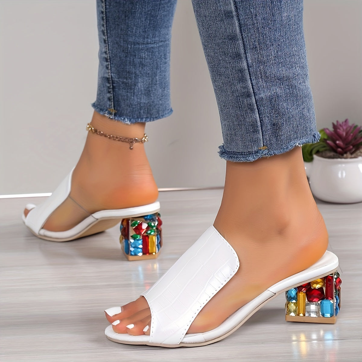 Stylish chunky heel sandals with open toe and slip-on design