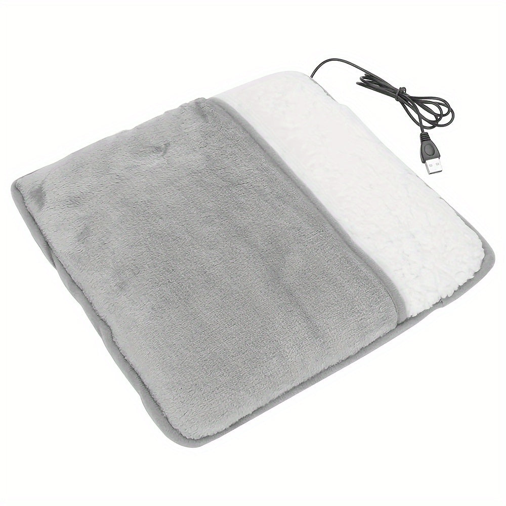 USB powered foot heating pad made of soft plush polyester fabric that provides warmth for improved sleep at home. 30W under 36V with no batteries required. Machine washable.