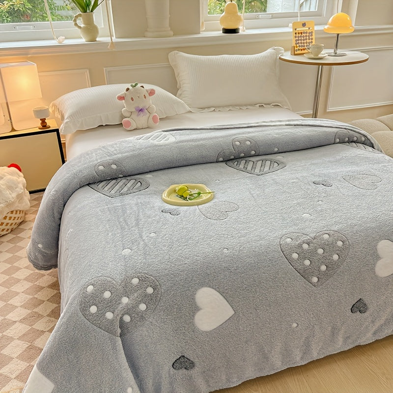 Soft coral fleece throw blanket that is suitable for all seasons. Can be easily washed in the machine and is versatile enough to be used on the bed, sofa, at the office, or as a gift.