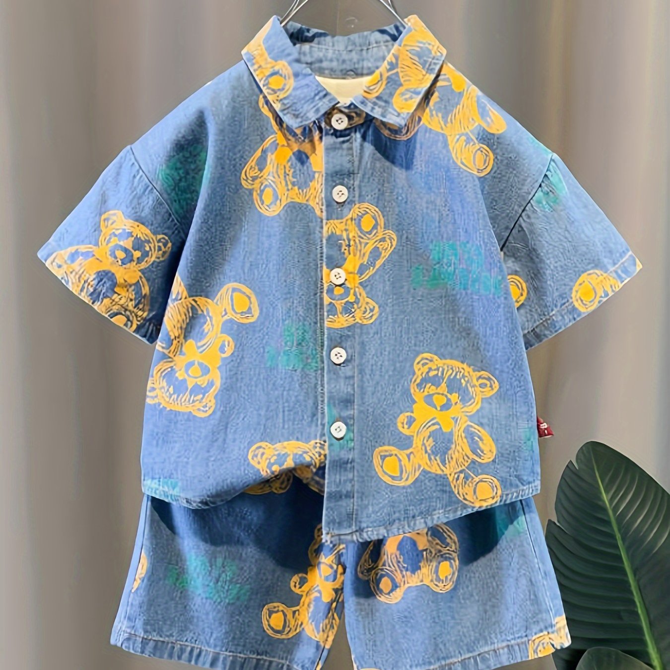 Hibobi 2pcs Boys Casual Bear Graphic Print Denim Shirt & Shorts Set, Summer Clothing for Daily & Outdoor Wear.