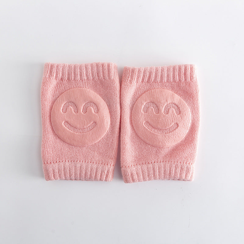 Knitted knee pads with smiley face for boys, ideal for autumn and winter